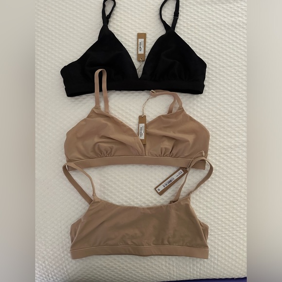 skims! All new with tags. I missed the return window. - Picture 1 of 4